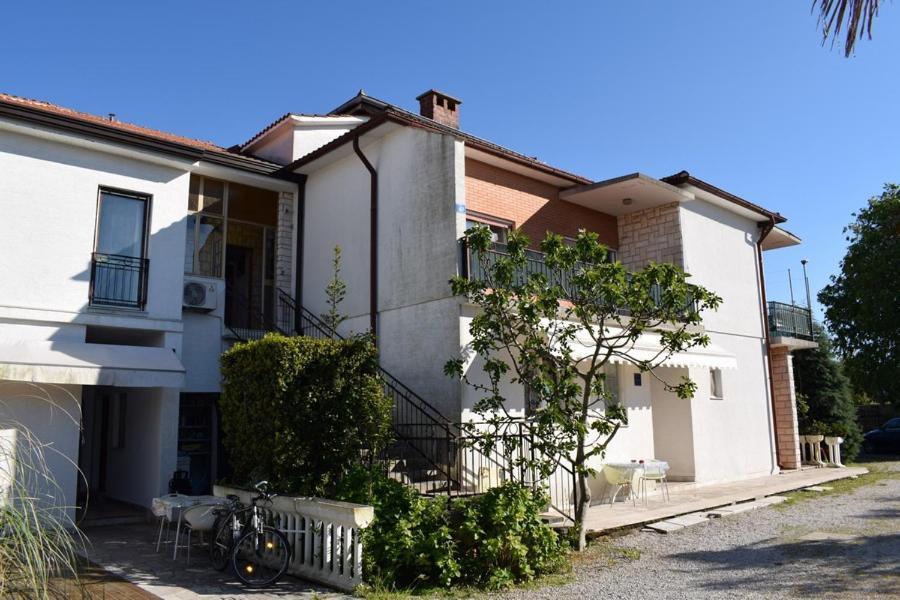 Apartments Umag Exterior photo